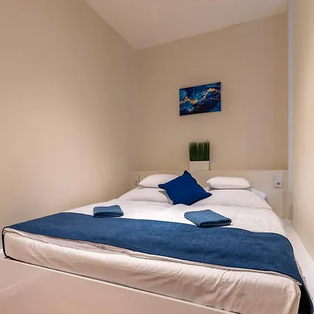 Andrassy Heritage Deluxe Apartamento *